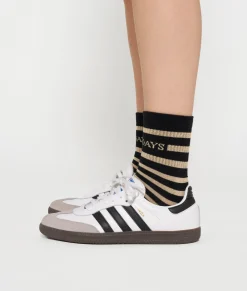 short socks stripe