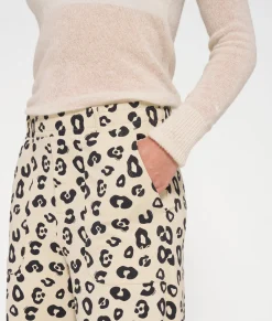 wide jogger leopard